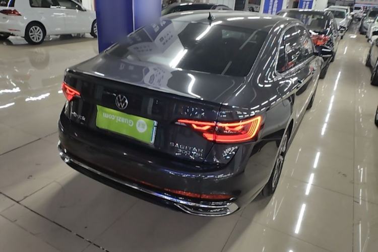 Used Volkswagen Sagitar 2025 300TSI DSG Excellence Edition Rear Right 45 Deg