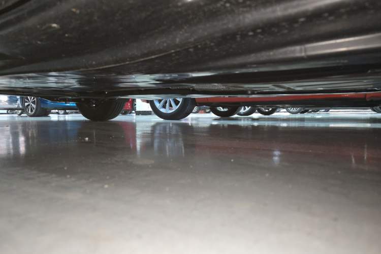 Used Volkswagen Sagitar 2025 200TSI DSG Flyover Edition Right Side Sill