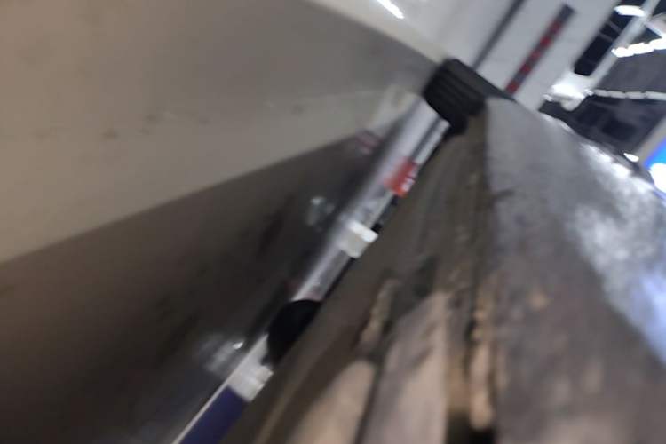 Used Volkswagen Sagitar 2025 300TSI DSG Excellence Edition Right Side Sill