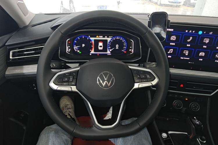 Used Volkswagen Sagitar 2025 Revised Version 2 300TSI DSG Excellence Edition Steering Wheel