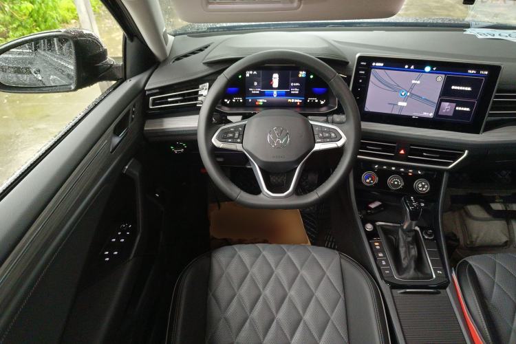 Used Volkswagen Sagitar 2025 300TSI DSG Excellence Edition Steering Wheel
