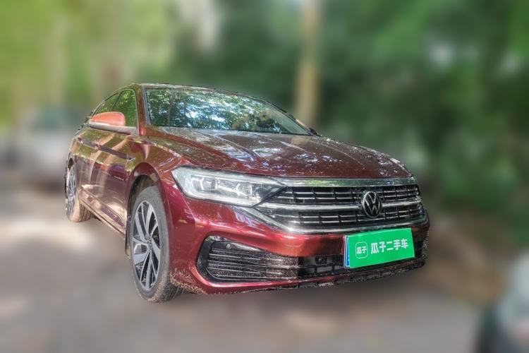 Used Volkswagen Sagitar 2025 300TSI DSG Excellence Edition Front Right 45 Deg