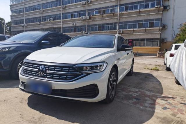 Used Volkswagen Sagitar 2025 Revised 300TSI DSG Excellence Edition