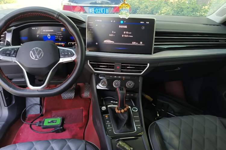 Used Volkswagen Sagitar 2025 Revised 300TSI DSG Excellence Edition Audio And AC Panel