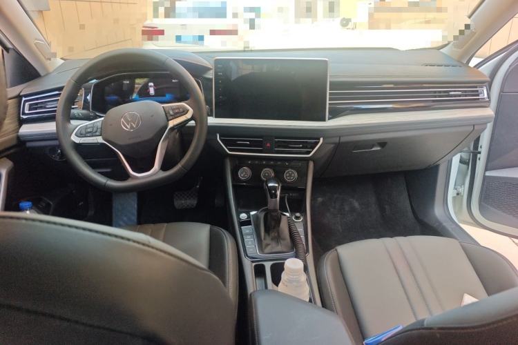 Used Volkswagen Sagitar 2025 Revised Version Three 300TSI DSG Excellence Edition Center Console