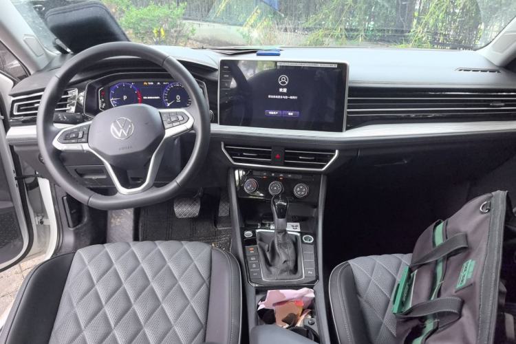 Used Volkswagen Sagitar 2025 Revised Version Three 300TSI DSG Excellence Edition Center Console
