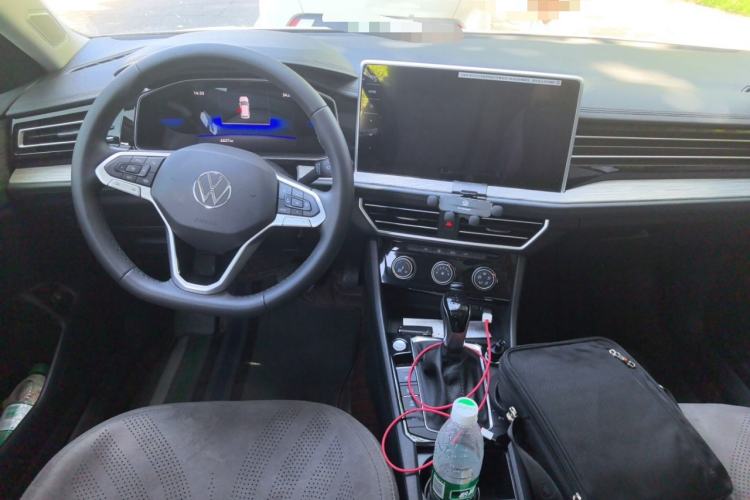 Used Volkswagen Sagitar 2025 Revised Version Three 300TSI DSG Excellence Edition Center Console