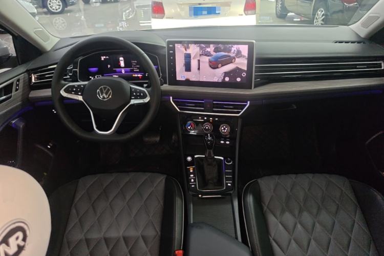 Used Volkswagen Sagitar 2025 Revised Version 2 300TSI DSG Excellence Edition Center Console
