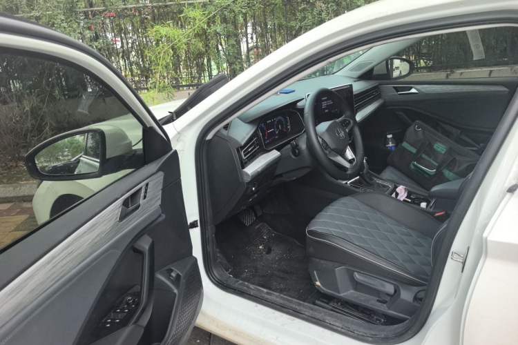 Used Volkswagen Sagitar 2025 Revised Version Three 300TSI DSG Excellence Edition Driver Seat