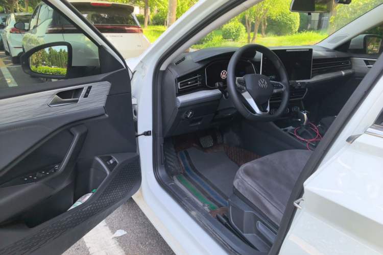 Used Volkswagen Sagitar 2025 Revised Version Three 300TSI DSG Excellence Edition Driver Seat
