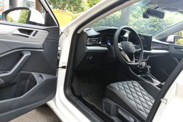 Used Volkswagen Sagitar 2025 Revised Version Three 300TSI DSG Excellence Edition Driver Seat