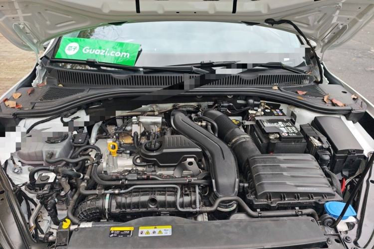Used Volkswagen Sagitar 2025 Revised 300TSI DSG Excellence Edition Engine Bay