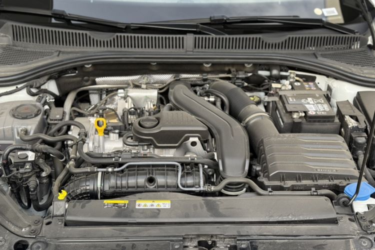 Used Volkswagen Sagitar 2025 Revised 300TSI DSG Excellence Edition Engine Bay