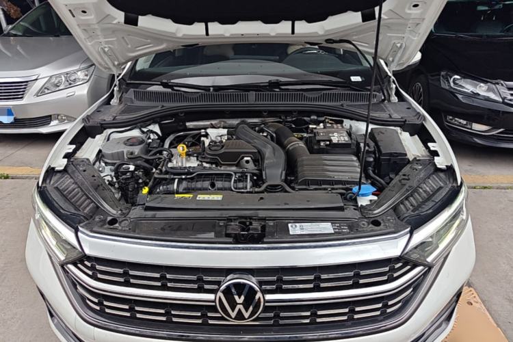 Used Volkswagen Sagitar 2025 300TSI DSG Excellence Edition Engine Bay