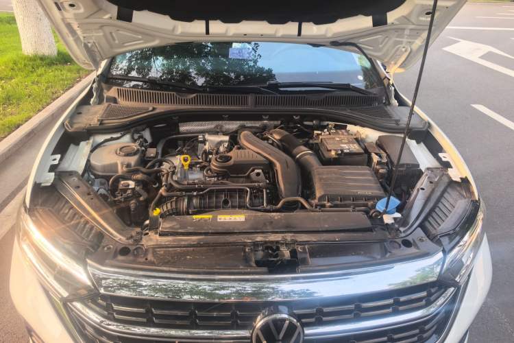 Used Volkswagen Sagitar 2025 Revised Version Three 300TSI DSG Excellence Edition Engine Bay