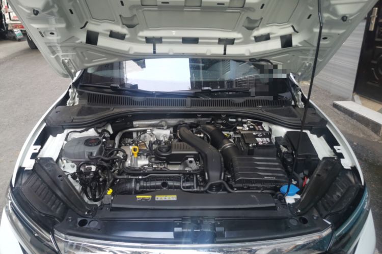 Used Volkswagen Sagitar 2025 300TSI DSG Flyover Edition Engine Bay