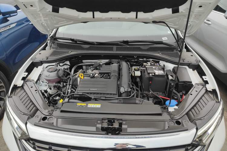 Used Volkswagen Sagitar 2025 Facelift 200TSI DSG Flyover Edition Engine Bay