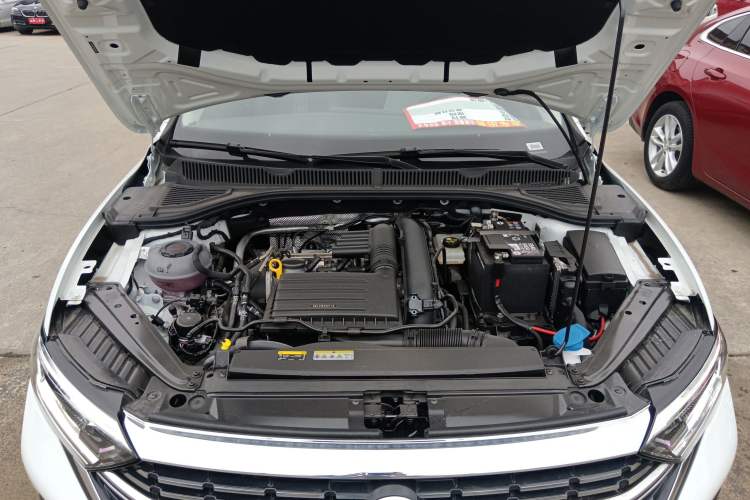 Used Volkswagen Sagitar 2025 Facelift 200TSI DSG Flyover Edition Engine Bay