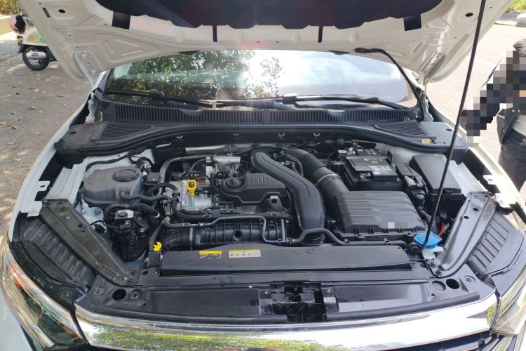Used Volkswagen Sagitar 2025 Revised Version 2 300TSI DSG Excellence Edition Engine Bay