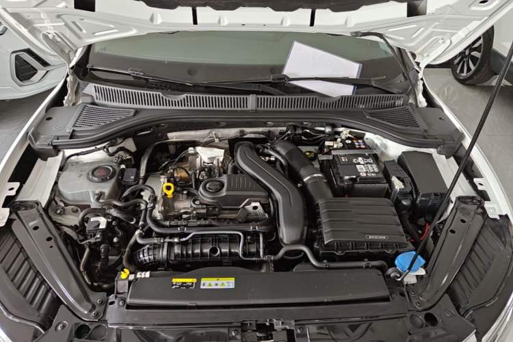 Used Volkswagen Sagitar 2025 300TSI DSG Excellence Edition Engine Bay