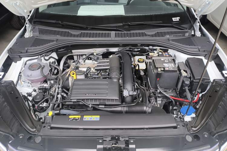 Used Volkswagen Sagitar 2025 Facelift 200TSI DSG Flyover Edition Engine Bay