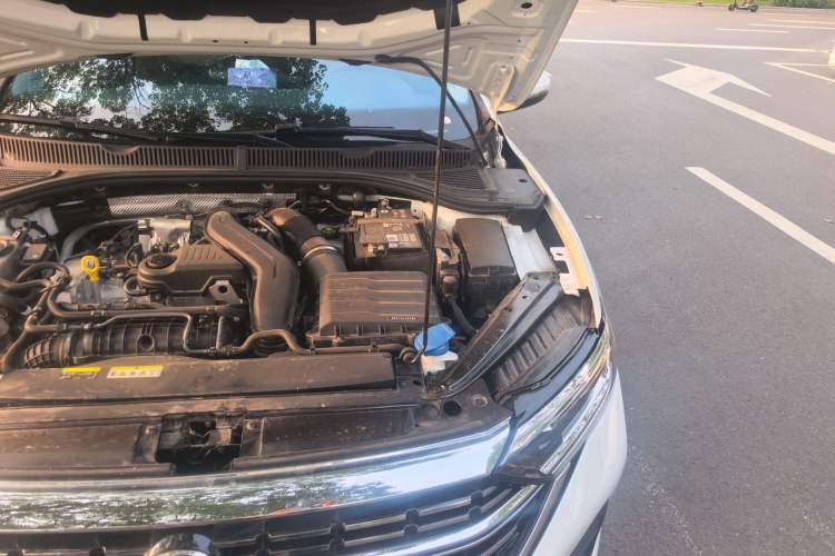 Used Volkswagen Sagitar 2025 Revised Version Three 300TSI DSG Excellence Edition Engine Bay Left