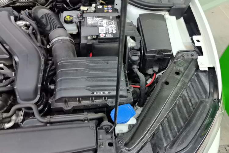 Used Volkswagen Sagitar 2025 Revised 300TSI DSG Excellence Edition Engine Bay Left