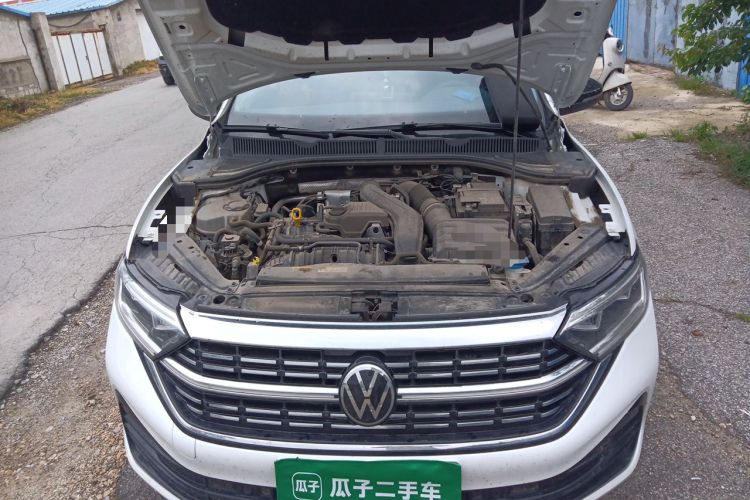 Used Volkswagen Sagitar 2025 Facelifted 300TSI DSG Excellence Edition Engine Bay