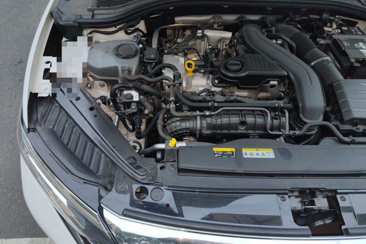 Used Volkswagen Sagitar 2025 Revised Version 2 300TSI DSG Excellence Edition Engine Bay Right