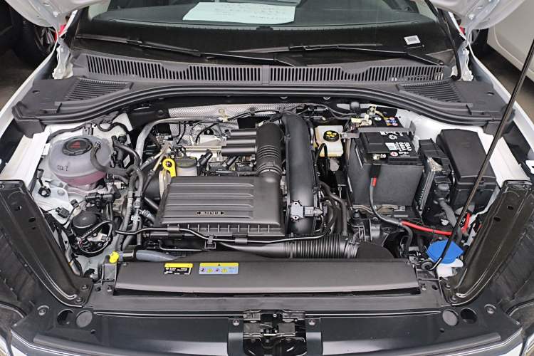 Used Volkswagen Sagitar 2025 Facelift 200TSI DSG Flyover Edition Engine Bay