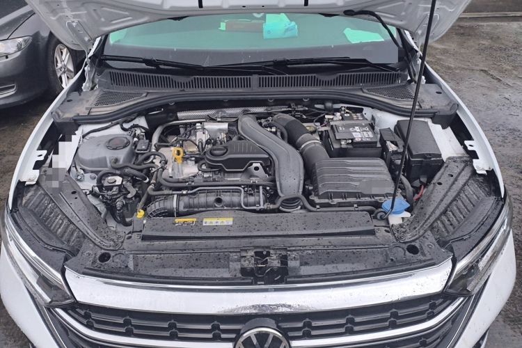 Used Volkswagen Sagitar 2025 Revised 300TSI DSG Excellence Edition Engine Bay