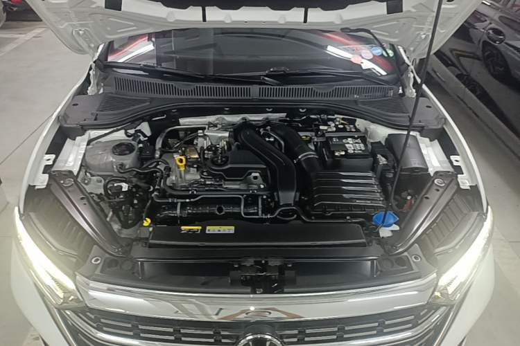 Used Volkswagen Sagitar 2025 300TSI DSG Excellence Edition Engine Bay