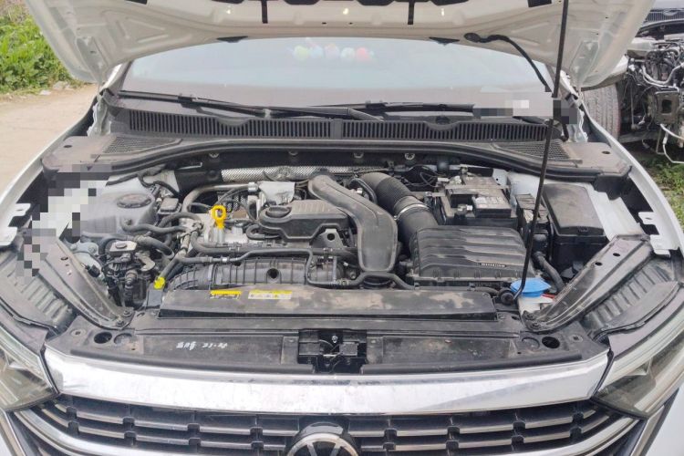 Used Volkswagen Sagitar 2025 Revised 300TSI DSG Excellence Edition Engine Bay