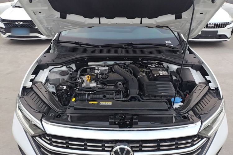 Used Volkswagen Sagitar 2025 Revised Version Three 300TSI DSG Excellence Edition Engine Bay