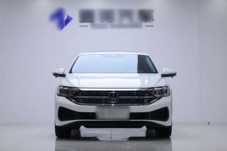 Used Volkswagen Sagitar 2025 Revised 300TSI DSG Excellence Edition Exterior 1