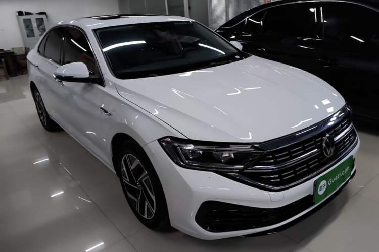 Used Volkswagen Sagitar 2025 300TSI DSG Excellence Edition Exterior 1