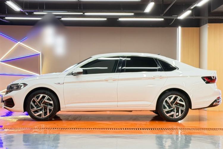 Used Volkswagen Sagitar 2025 300TSI DSG Excellence Edition Exterior 1