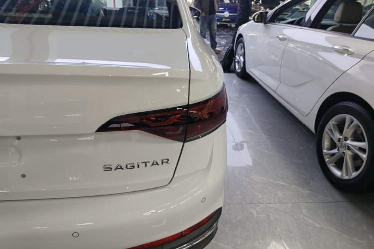 Used Volkswagen Sagitar 2025 Facelift 200TSI DSG Flyover Edition Exterior 3
