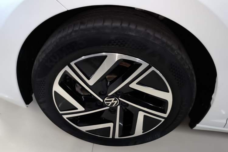Used Volkswagen Sagitar 2025 300TSI DSG Excellence Edition Exterior 4