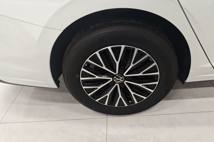 Used Volkswagen Sagitar 2025 Facelift 200TSI DSG Flyover Edition Exterior 5