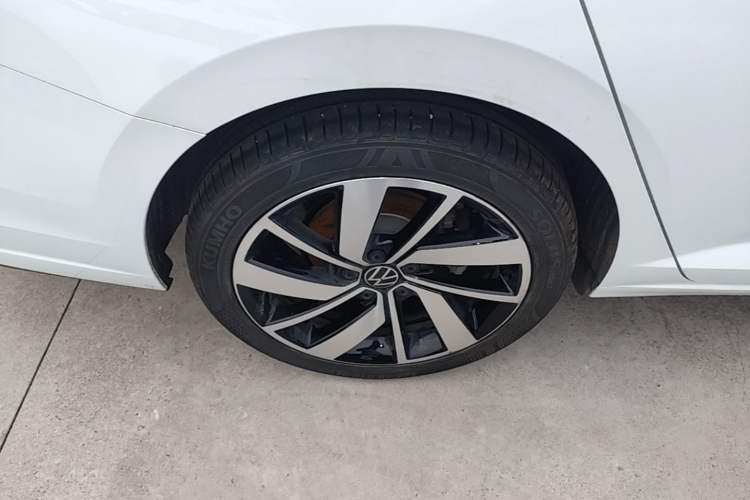 Used Volkswagen Sagitar 2025 Revised Version Three 300TSI DSG Excellence Edition Exterior 5