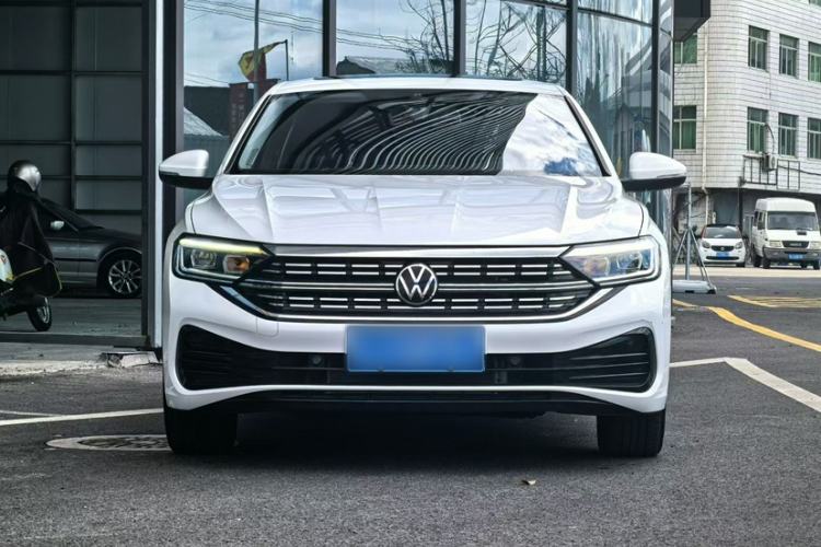 Used Volkswagen Sagitar 2025 Revised 300TSI DSG Excellence Edition Exterior 6