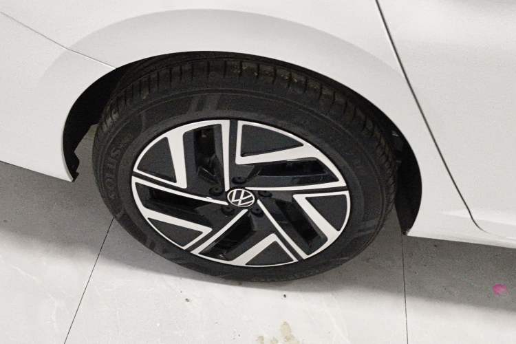 Used Volkswagen Sagitar 2025 300TSI DSG Flyover Edition Exterior 8