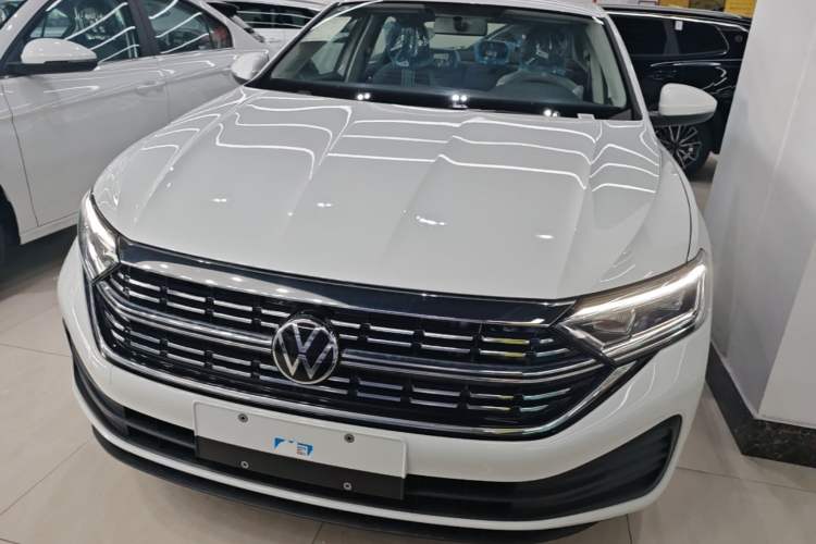 Used Volkswagen Sagitar 2025 Facelift 200TSI DSG Flyover Edition Front