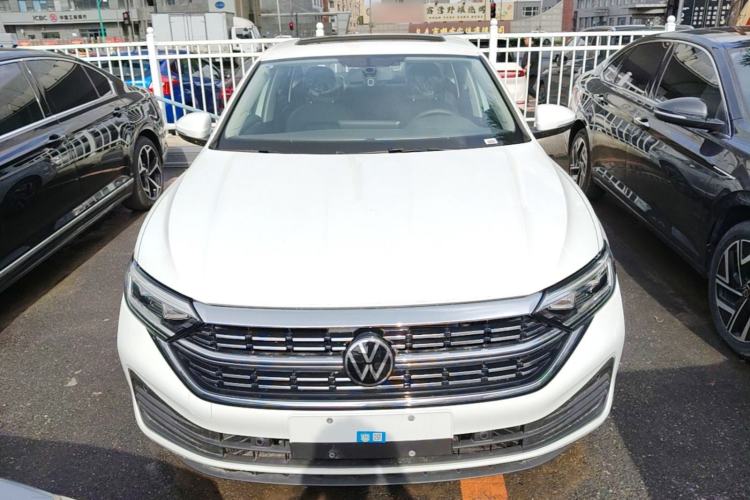 Used Volkswagen Sagitar 2025 Revised Version Three 300TSI DSG Excellence Edition Front