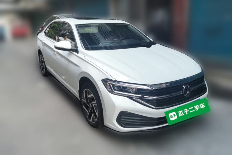 Used Volkswagen Sagitar 2025 300TSI DSG Flyover Edition Front Right 45 Deg