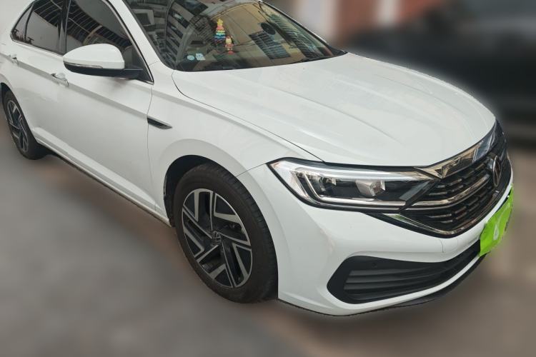 Used Volkswagen Sagitar 2025 Revised Version 2 300TSI DSG Excellence Edition Front Right 45 Deg