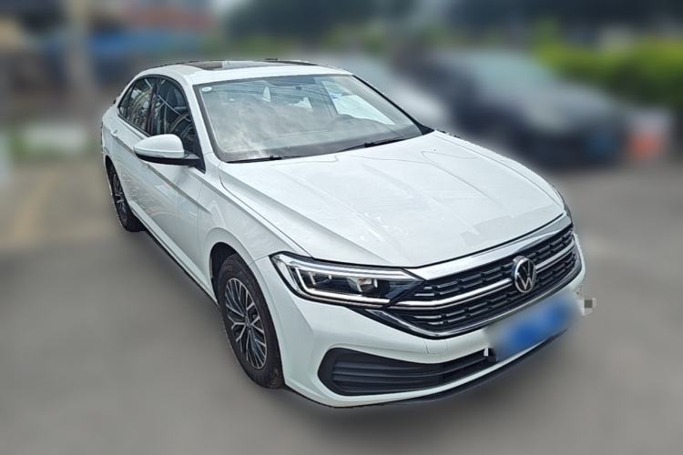 Used Volkswagen Sagitar 2025 200TSI DSG Flyover Edition Front Right 45 Deg