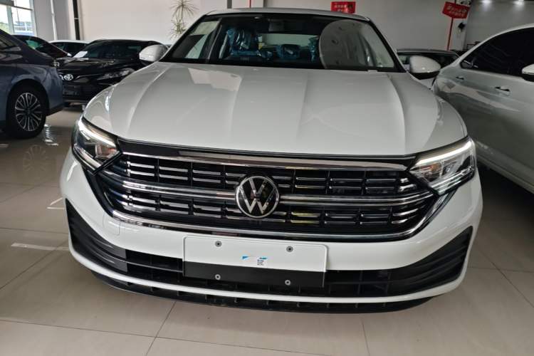 Used Volkswagen Sagitar 2025 Facelift 200TSI DSG Flyover Edition Front