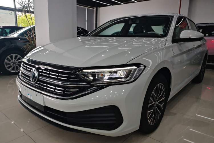 Used Volkswagen Sagitar 2025 Facelift 200TSI DSG Flyover Edition Guazi used car, China used car export, Used car for sale, Used  cars, Cheapest cars for sale
